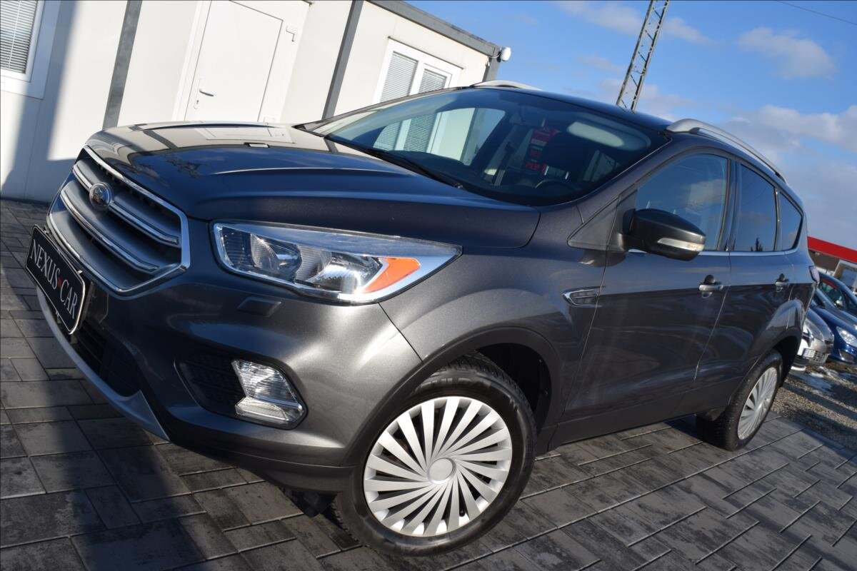 Ford Kuga SUV 1,5 l 88 kw