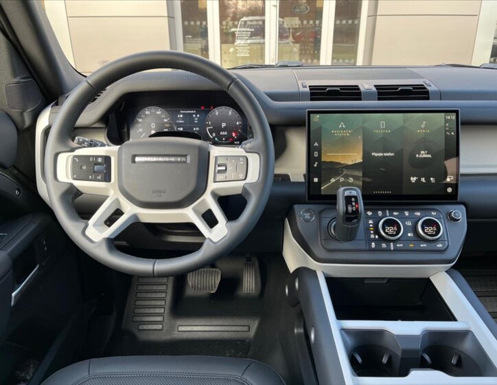 Land Rover Defender SUV 3,0 l 147 kw