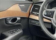 Volvo XC90 13