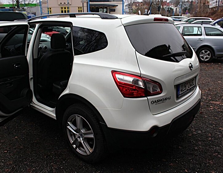 Nissan Qashqai 12