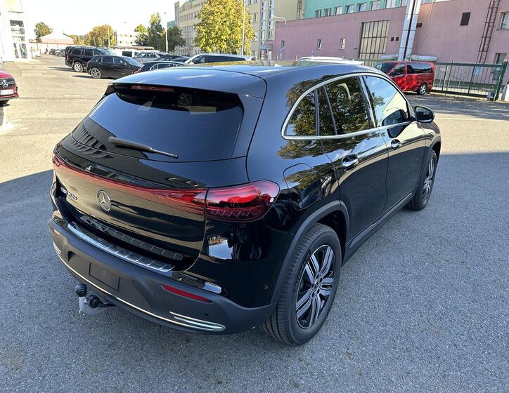 Mercedes-Benz EQA 21