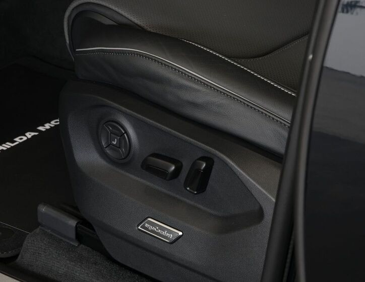 Volkswagen Touareg 20