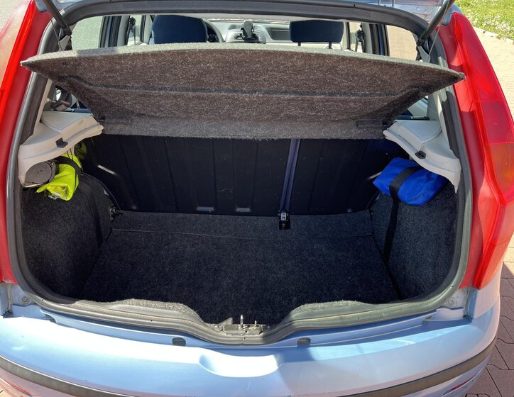 Fiat Punto Hatchback 1,4 l 70 kw