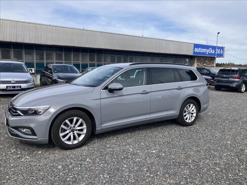 Volkswagen Passat Kombi 2,0 l 110 kw