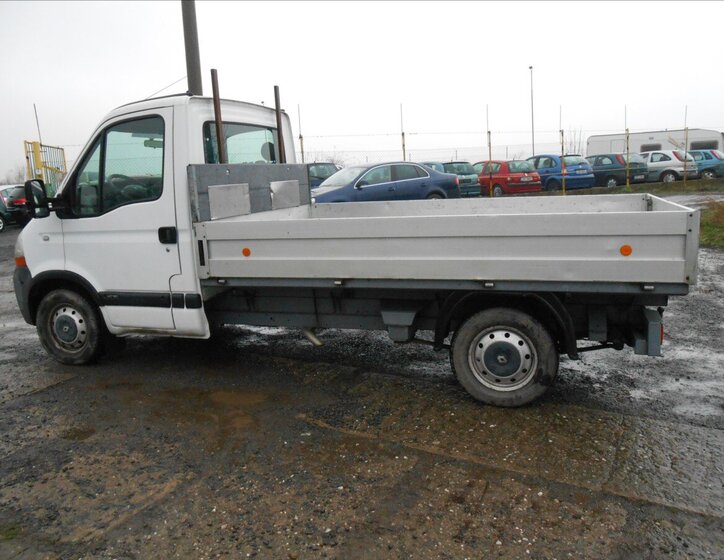 Renault Master 12