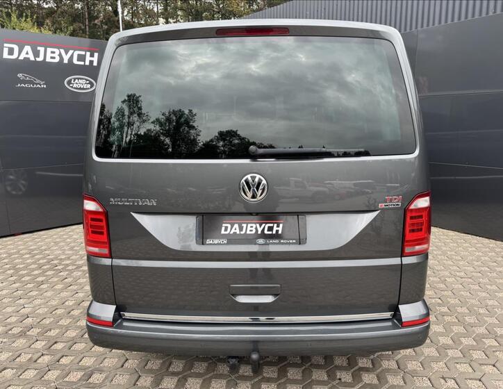Volkswagen Multivan 8