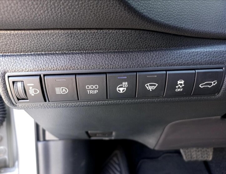 Toyota Corolla Kombi 2,0 l 112 kw