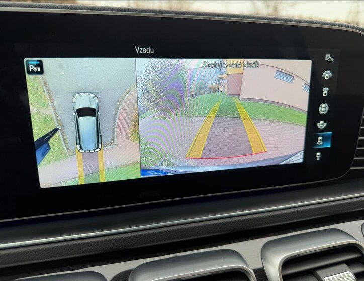 Mercedes-Benz GLS 16