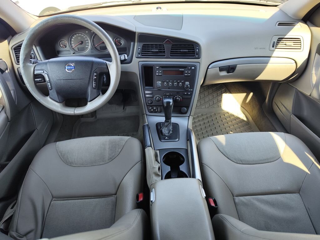 Volvo XC70 Kombi 2,4 l 120 kw