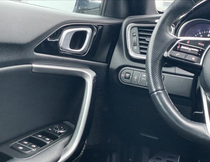 KIA ProCeed Kombi 1,5 l 118 kw