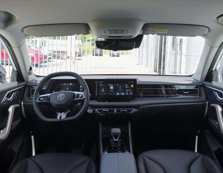 MG HS SUV 1,5 l 105 kw