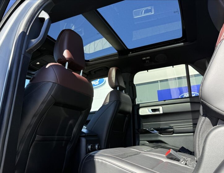 Ford Explorer SUV / Terénní 3,0 l 336 kw