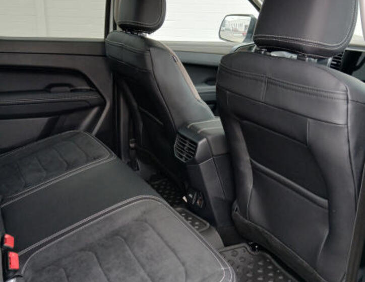 Volkswagen Amarok 13