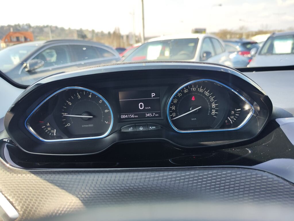 Peugeot 2008 SUV / Terénní 1,2 l 81 kw