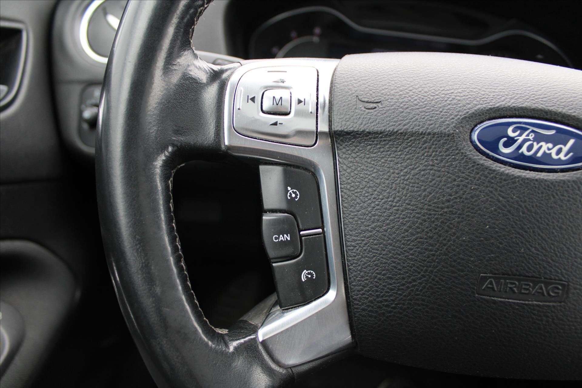 Ford Mondeo Kombi 2,0 l 120 kw