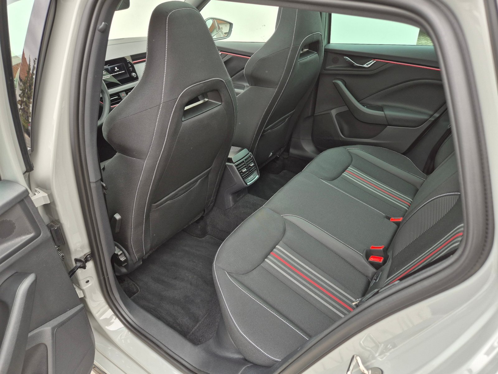 Škoda Scala Hatchback 1,0 l 85 kw