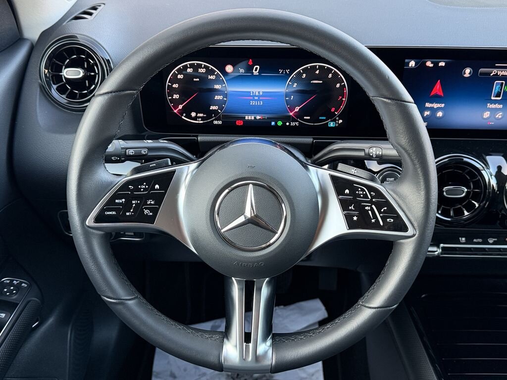 Mercedes-Benz GLA SUV / Terénní 2,0 l 140 kw