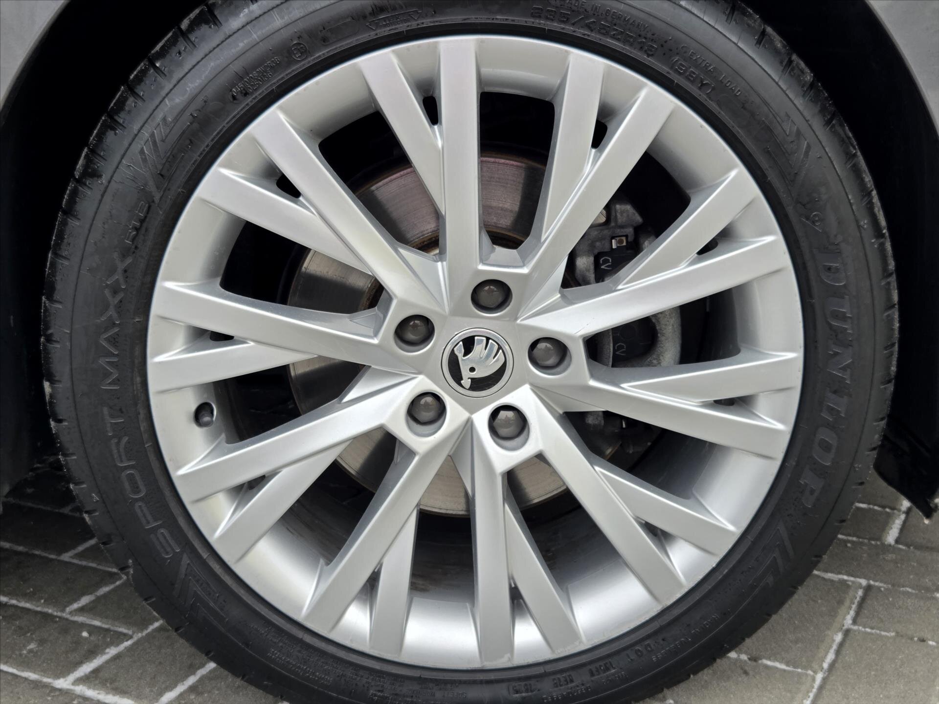 Škoda Superb Kombi 2,0 l 147 kw