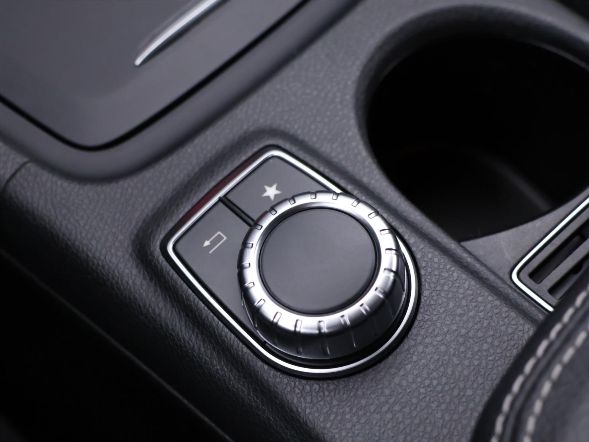 Mercedes-Benz CLA Kombi 2,0 l 155 kw