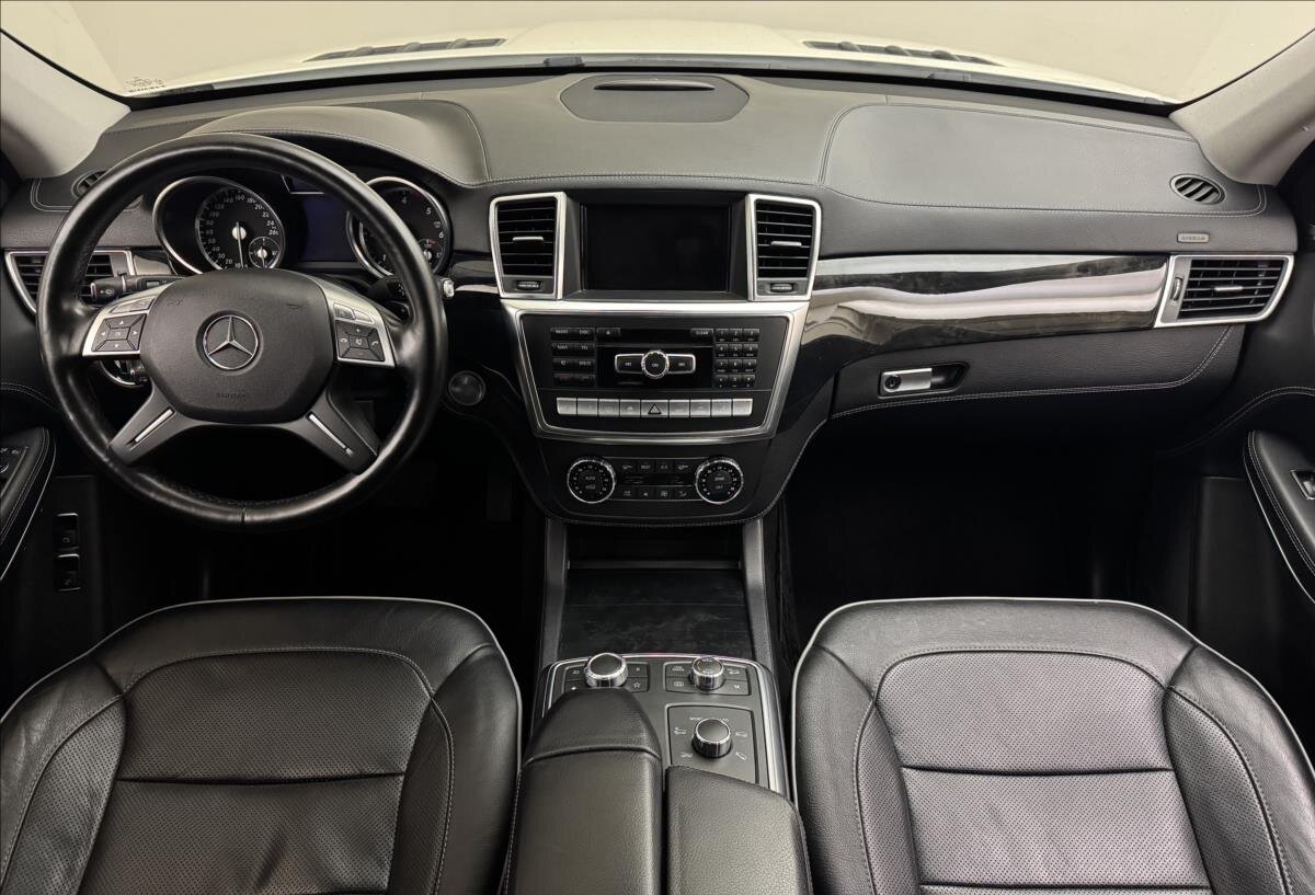 Mercedes-Benz GL SUV / Terénní 3,0 l 190 kw