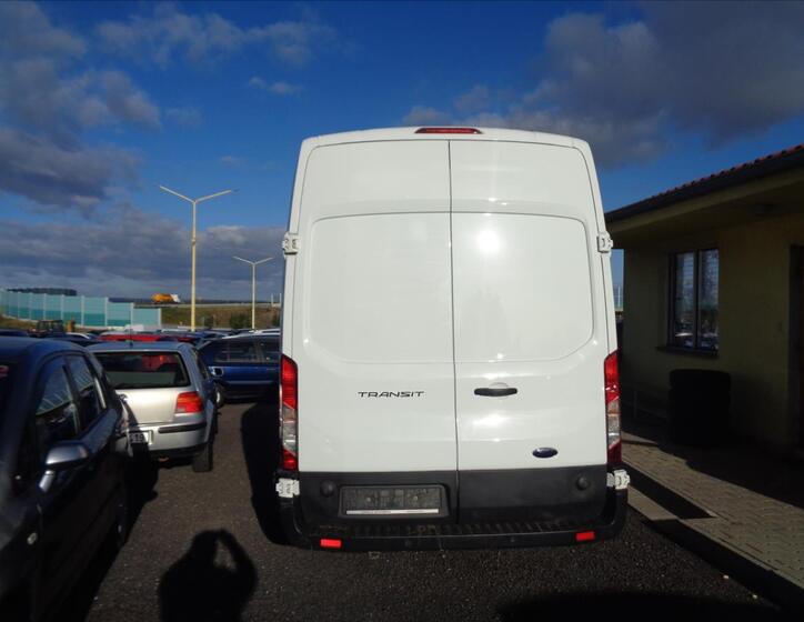 Ford Transit 7