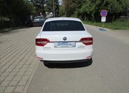 Škoda Superb Sedan / Limuzína 2,0 l 103 kw