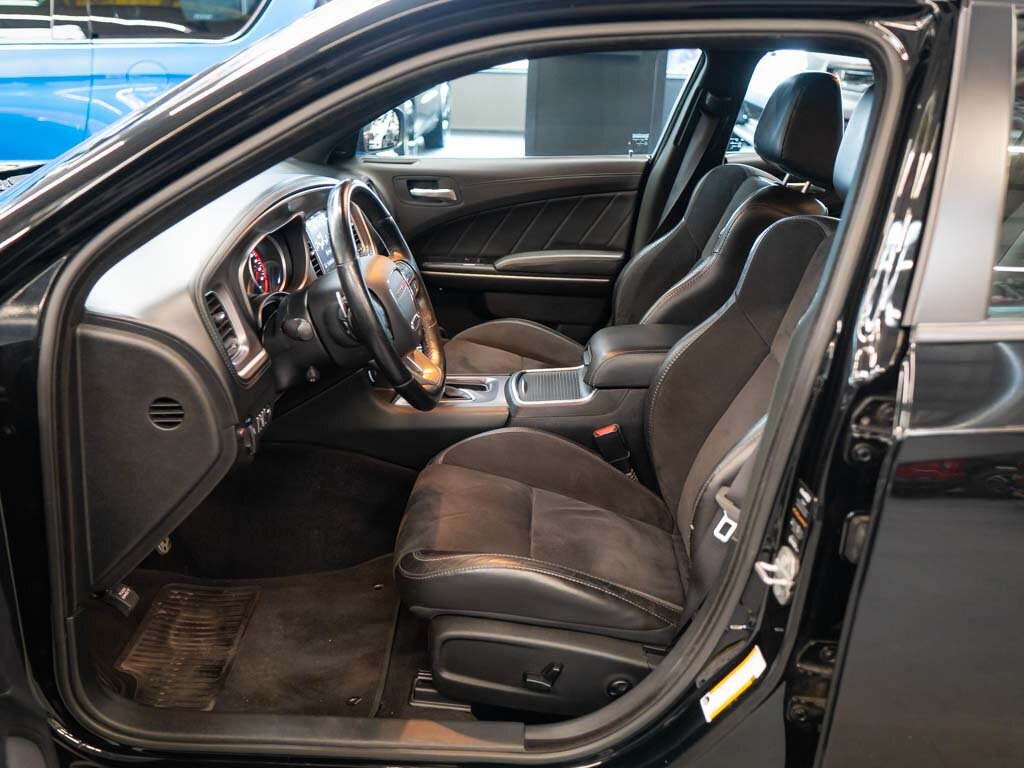 Dodge Charger Sedan / Limuzína 6,4 l 361 kw