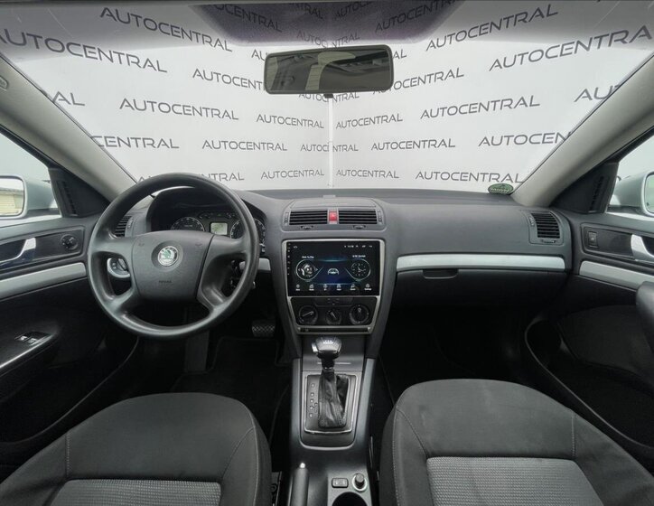 Škoda Octavia 16