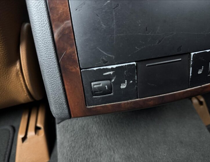 Volkswagen Touareg SUV / Terénní 3,0 l 165 kw