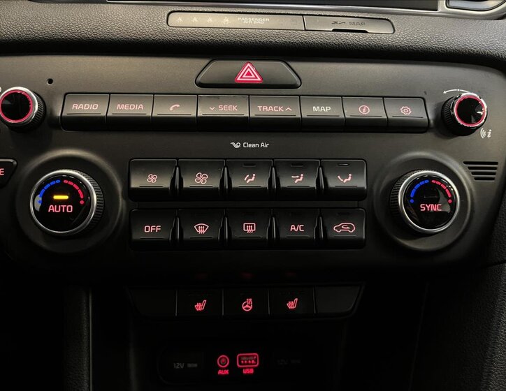 KIA Sportage SUV / Terénní 2,0 l 100 kw