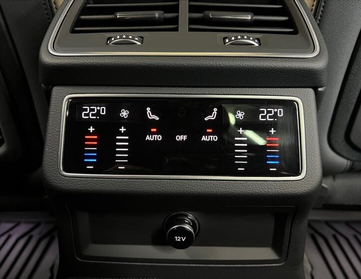 Audi S6 Sedan / Limuzína 3,0 l 253 kw