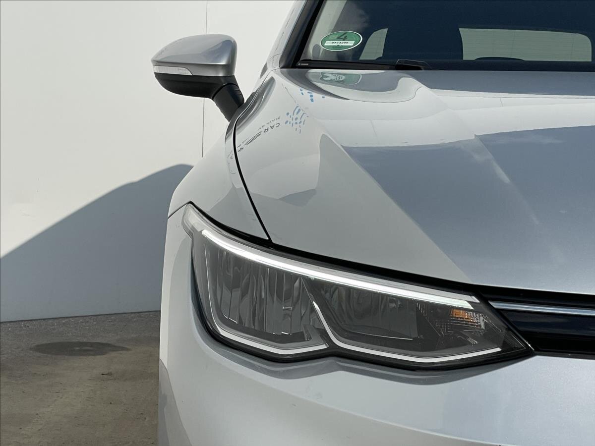 Volkswagen Golf Kombi 1,5 l 96 kw