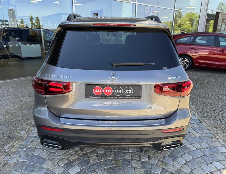 Mercedes-Benz GLB 27