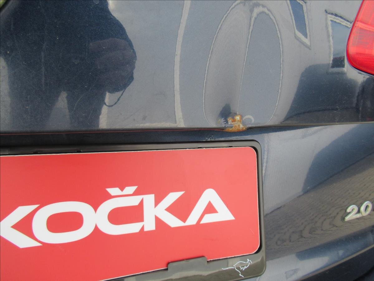 Volkswagen Touran MPV 2,0 l 103 kw