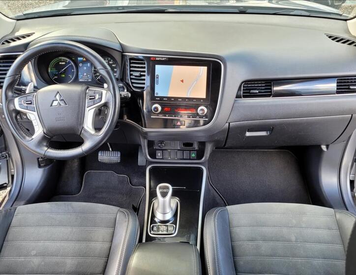 Mitsubishi Outlander 19