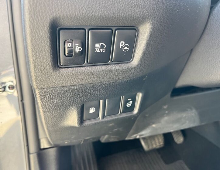 Toyota C-HR SUV / Terénní 1,8 l 72 kw