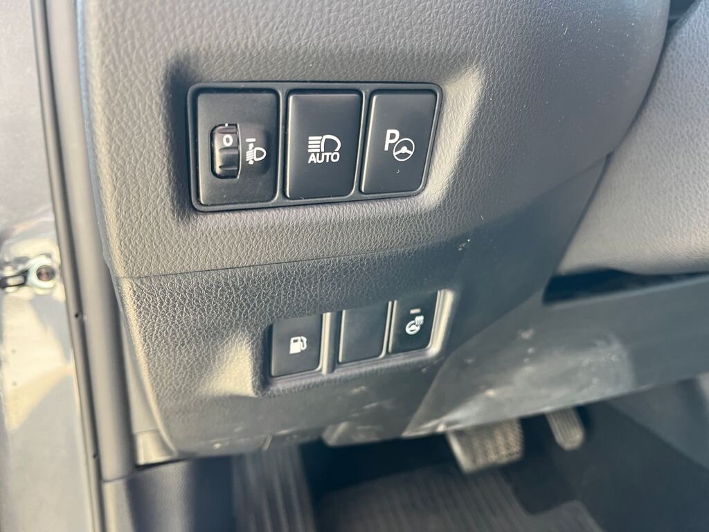 Toyota C-HR SUV / Terénní 1,8 l 72 kw