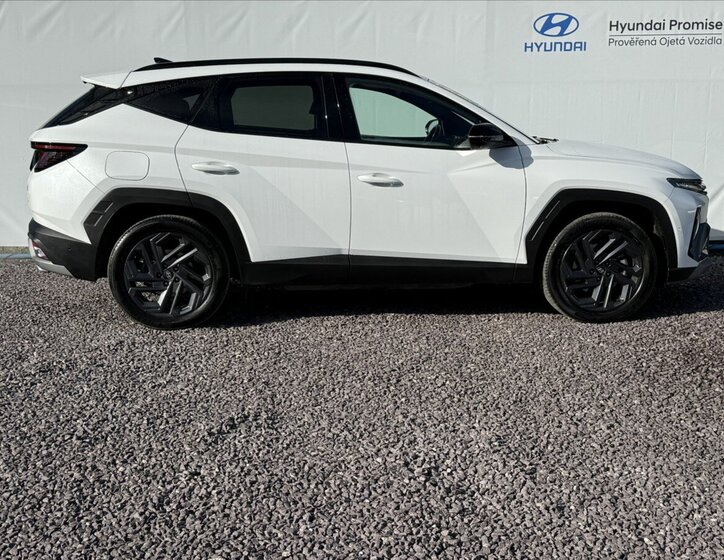 Hyundai Tucson SUV 1,6 l 185 kw