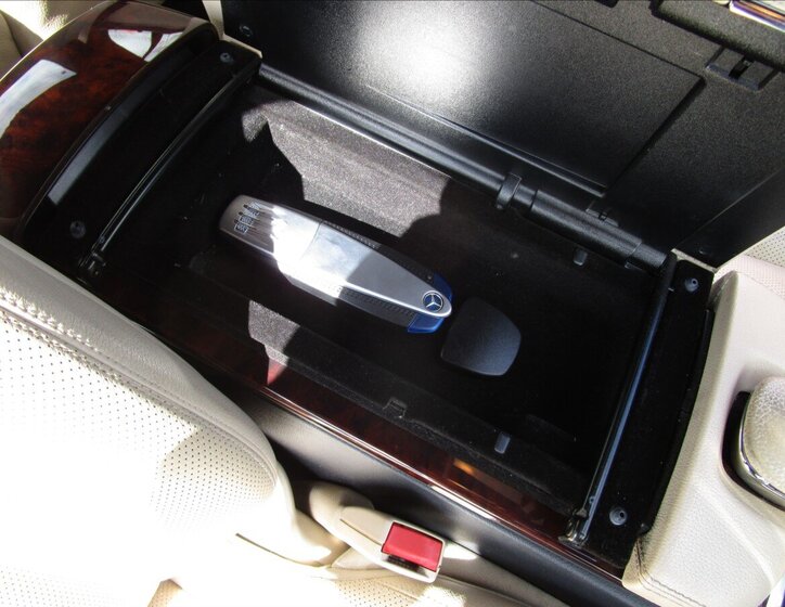 Mercedes-Benz Třídy S Sedan / Limuzína 4,0 l 235 kw