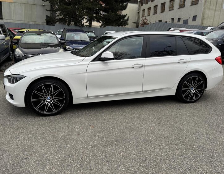 BMW Řada 3 Kombi 2,0 l 105 kw