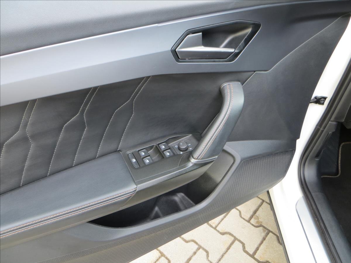 Cupra Formentor SUV / Terénní 1,5 l 110 kw