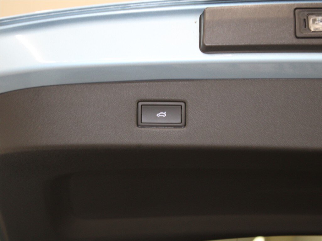 Ford Explorer SUV 10,0 210 kw