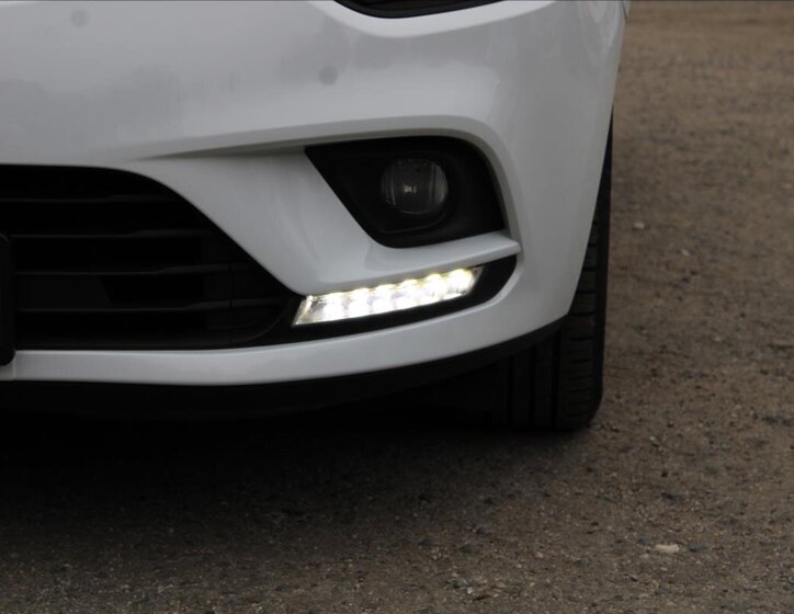 Renault Clio Hatchback 898,0 56 kw