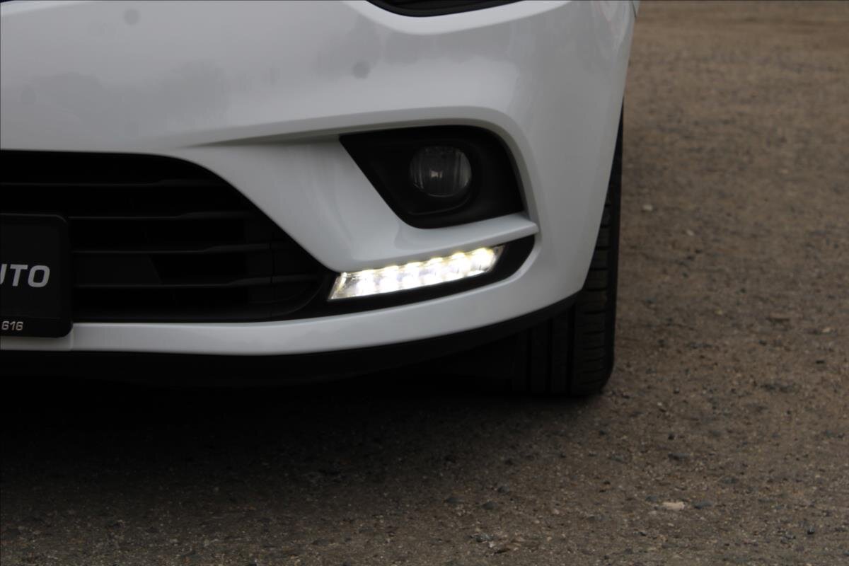 Renault Clio Hatchback 898,0 56 kw