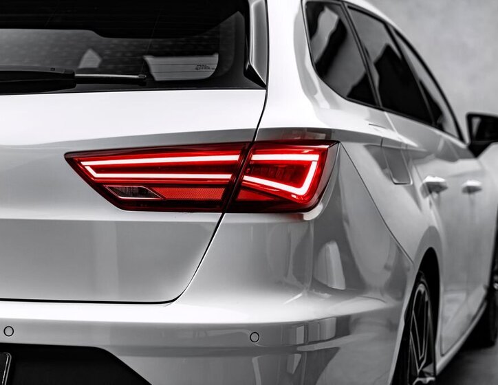 Seat Leon Kombi 2,0 l 221 kw