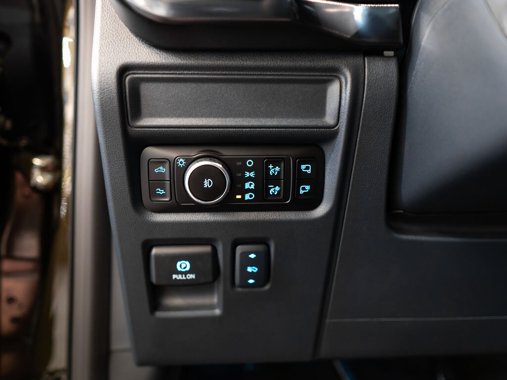 Ford F-150 Pick-up 5,2 l 536 kw