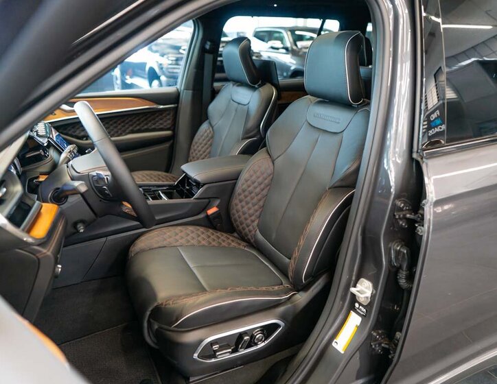 Jeep Grand Cherokee 17