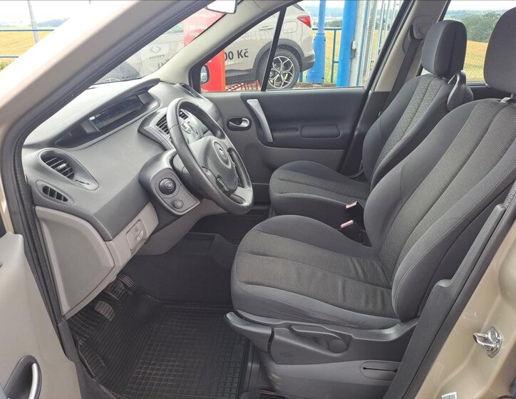 Renault Grand Scénic MPV 1,9 l 96 kw