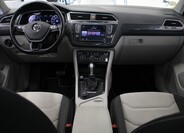 Volkswagen Tiguan 8