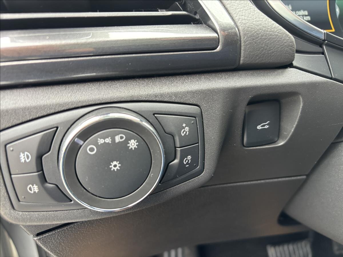 Ford Mondeo Kombi 2,0 l 140 kw